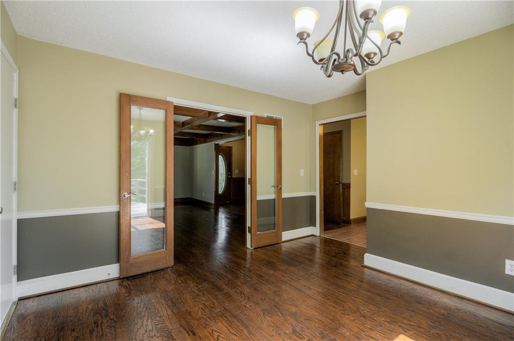 Homes for Sale in Gladstone, MO 64119 | 5835 N College Street