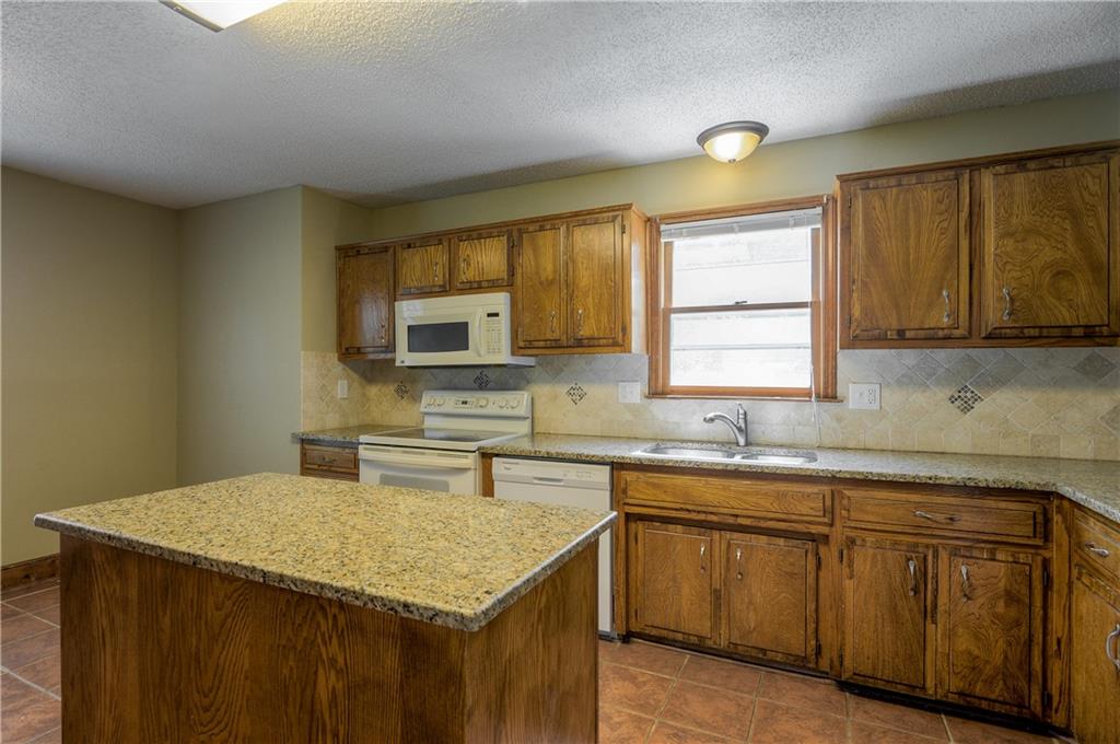 Homes for Sale in Gladstone, MO 64119 | 5835 N College Street