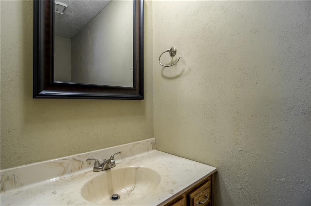 Homes for Sale in Gladstone, MO 64119 | 5835 N College Street