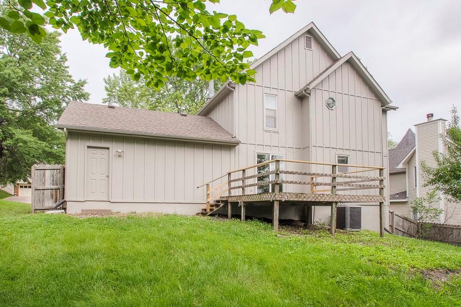 Homes for Sale in Gladstone, MO 64119 | 5835 N College Street