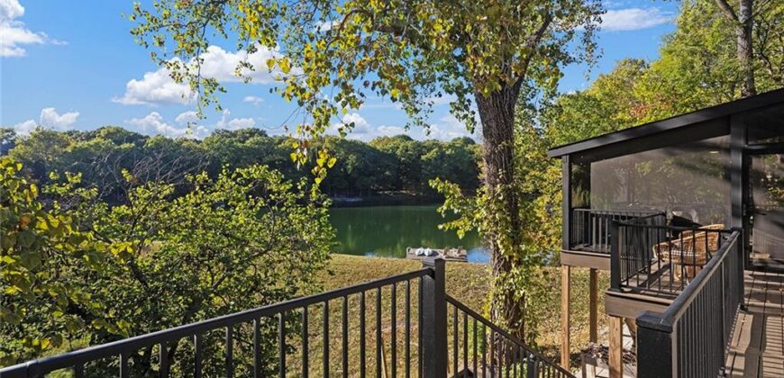 Homes for Sale in Liberty, MO 64068 | 900  Wildbriar Drive