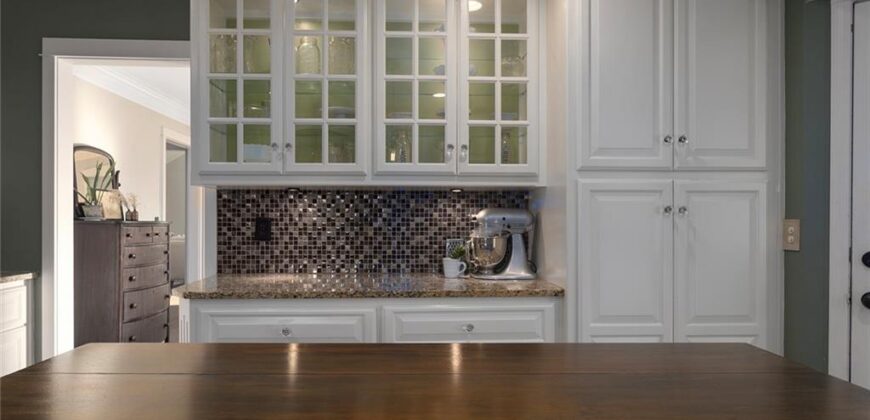 Homes for Sale in Liberty, MO 64068 | 900  Wildbriar Drive