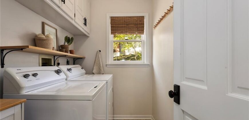 Homes for Sale in Liberty, MO 64068 | 900  Wildbriar Drive