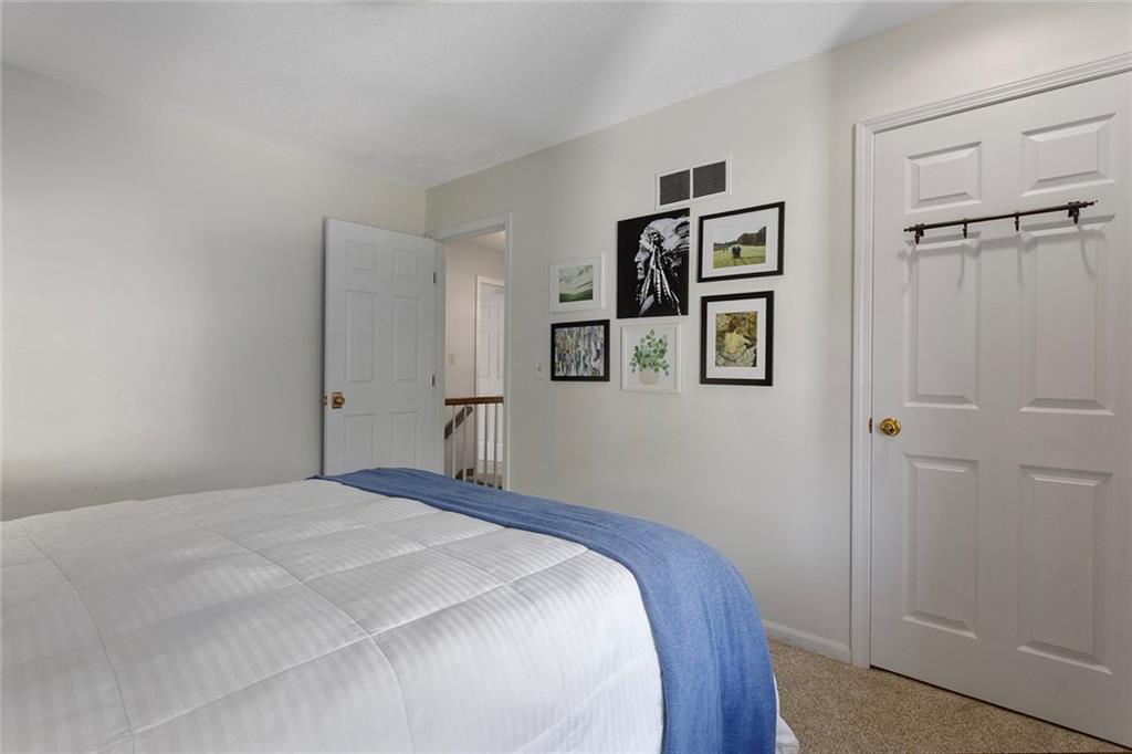 Homes for Sale in Liberty, MO 64068 | 900  Wildbriar Drive