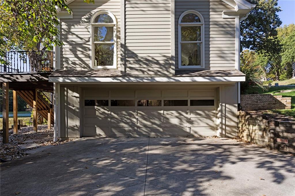 Homes for Sale in Liberty, MO 64068 | 900  Wildbriar Drive