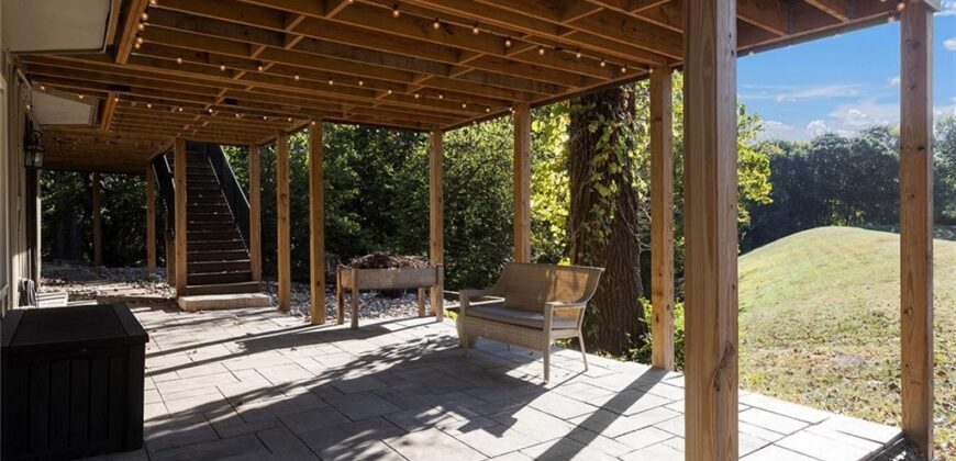 Homes for Sale in Liberty, MO 64068 | 900  Wildbriar Drive