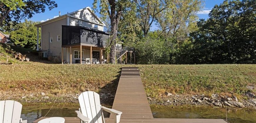 Homes for Sale in Liberty, MO 64068 | 900  Wildbriar Drive