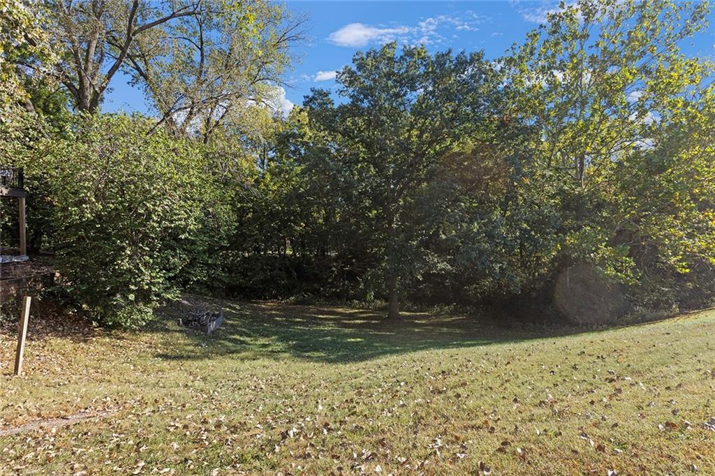 Homes for Sale in Liberty, MO 64068 | 900  Wildbriar Drive