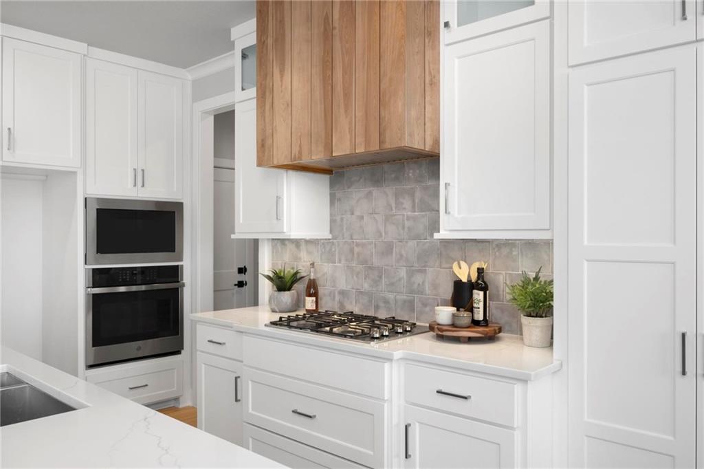 Homes for Sale in Kansas City, MO 64155 | 1516 NW 106th Street