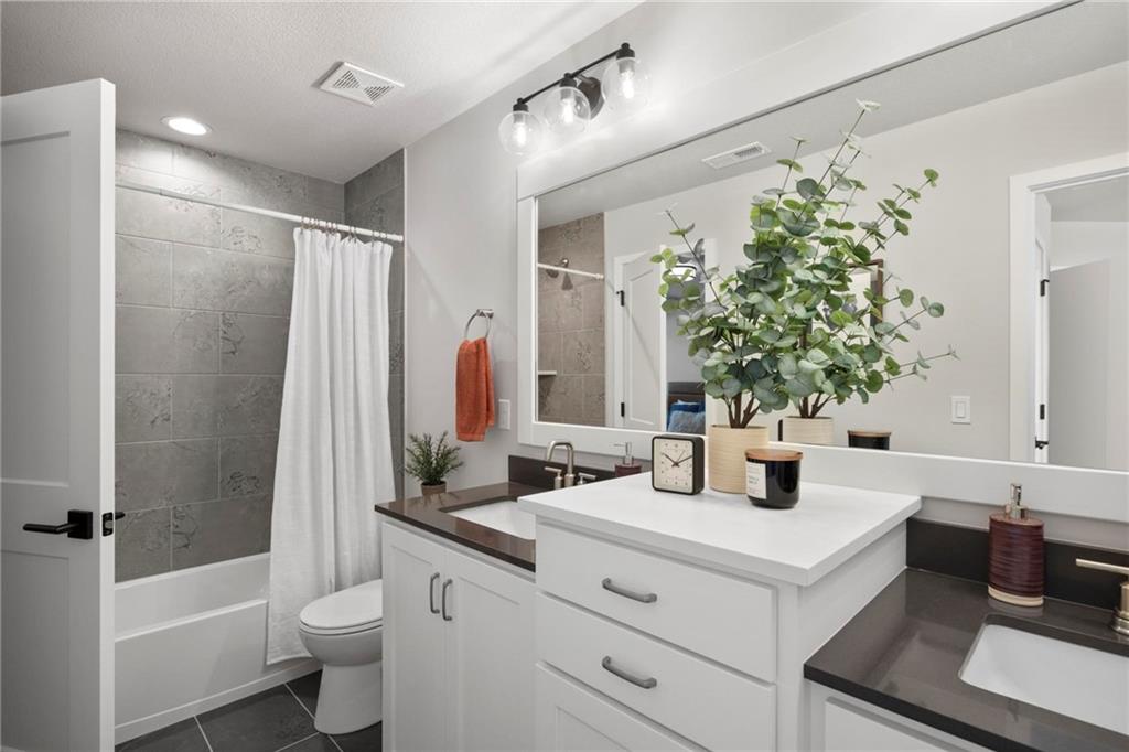 Homes for Sale in Kansas City, MO 64155 | 1516 NW 106th Street