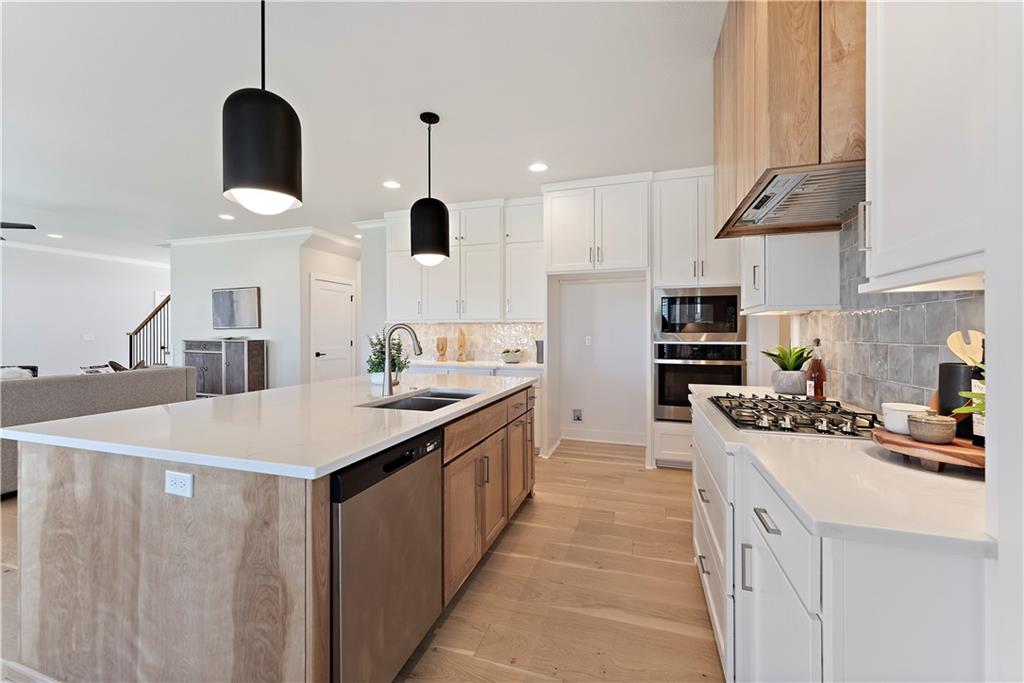 Homes for Sale in Kansas City, MO 64155 | 1516 NW 106th Street