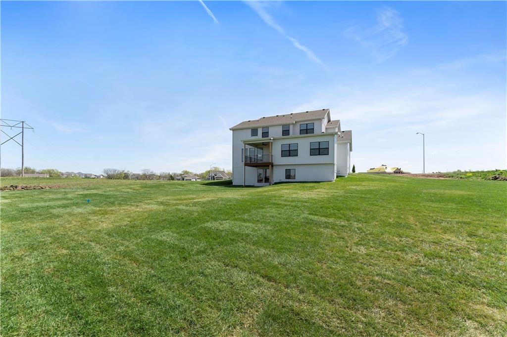 Homes for Sale in Kansas City, MO 64155 | 1516 NW 106th Street