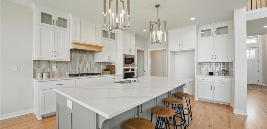 Homes for Sale in Kansas City, MO 64155 | 1312 NW 107th Terrace