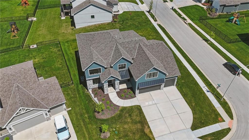 Homes for Sale in Kansas City, MO 64155 | 1312 NW 107th Terrace