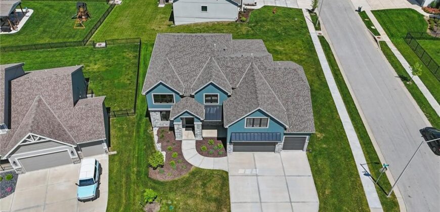 Homes for Sale in Kansas City, MO 64155 | 1312 NW 107th Terrace