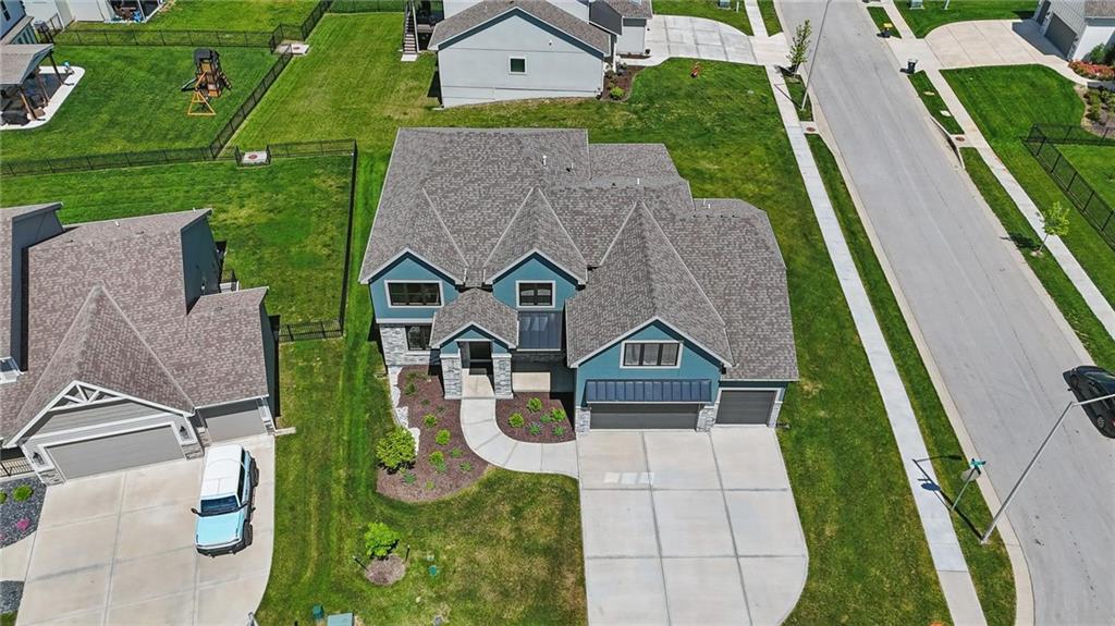 Homes for Sale in Kansas City, MO 64155 | 1312 NW 107th Terrace