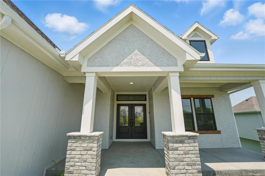 Homes for Sale in Kansas City, MO 64155 | 1518 NW 106th Terrace