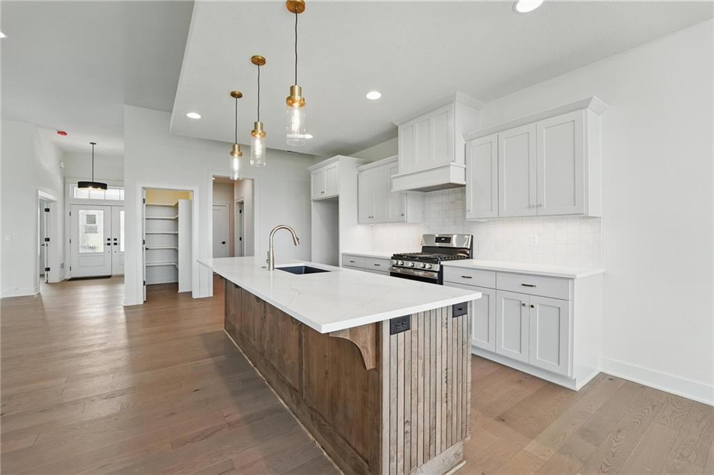 Homes for Sale in Kansas City, MO 64155 | 1518 NW 106th Terrace