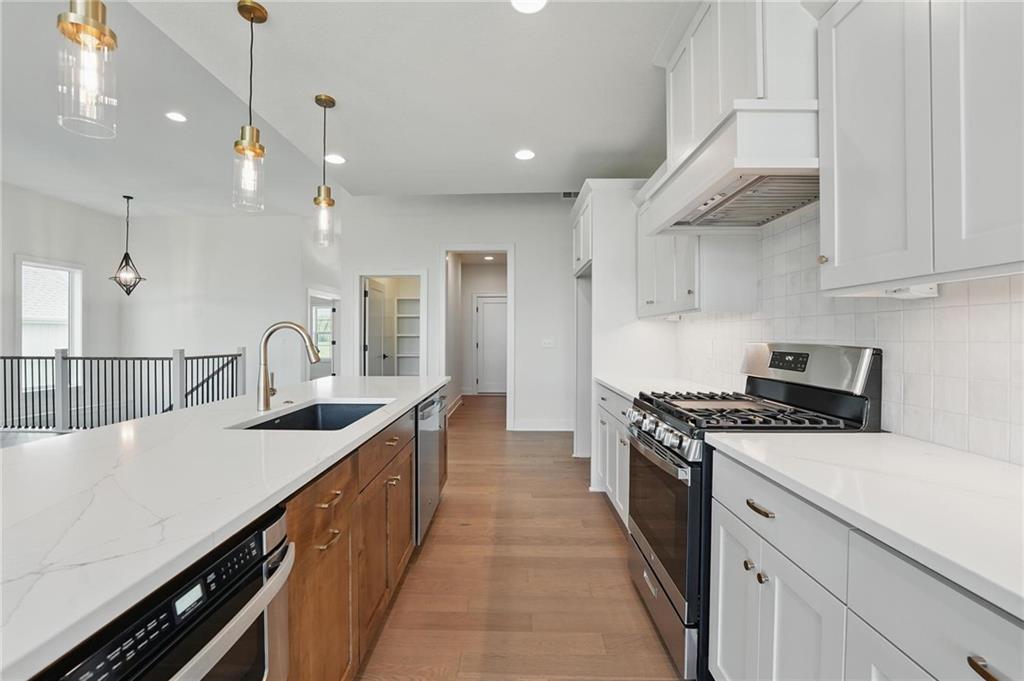 Homes for Sale in Kansas City, MO 64155 | 1518 NW 106th Terrace