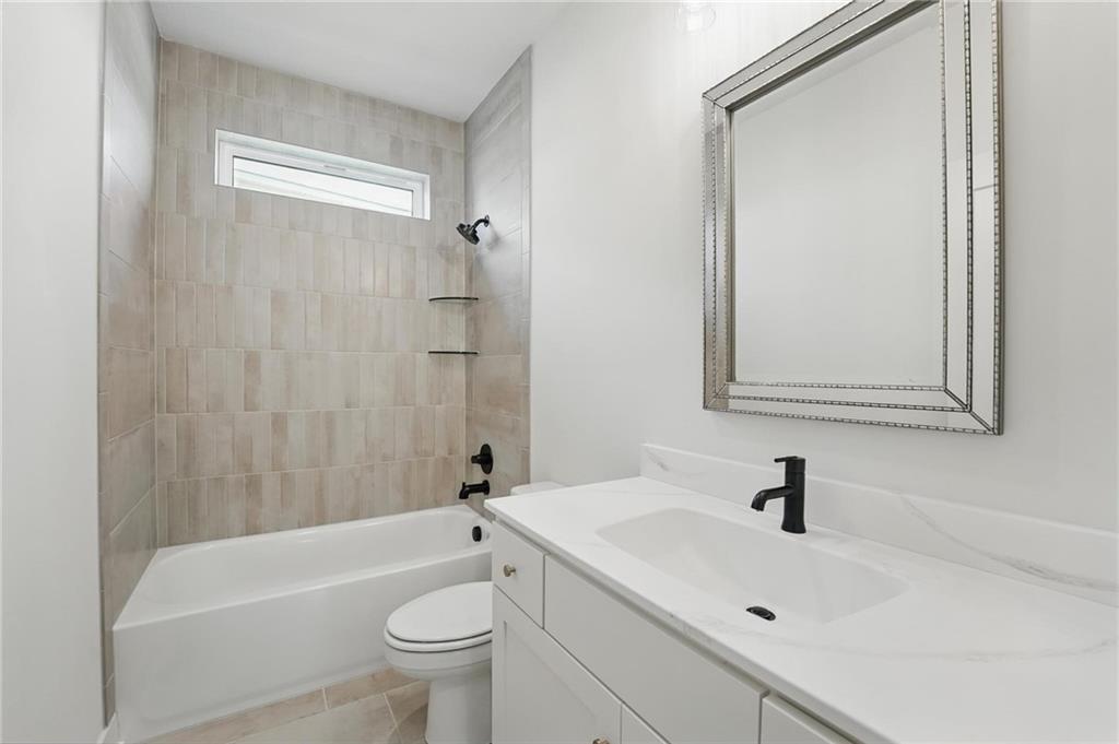 Homes for Sale in Kansas City, MO 64155 | 1518 NW 106th Terrace