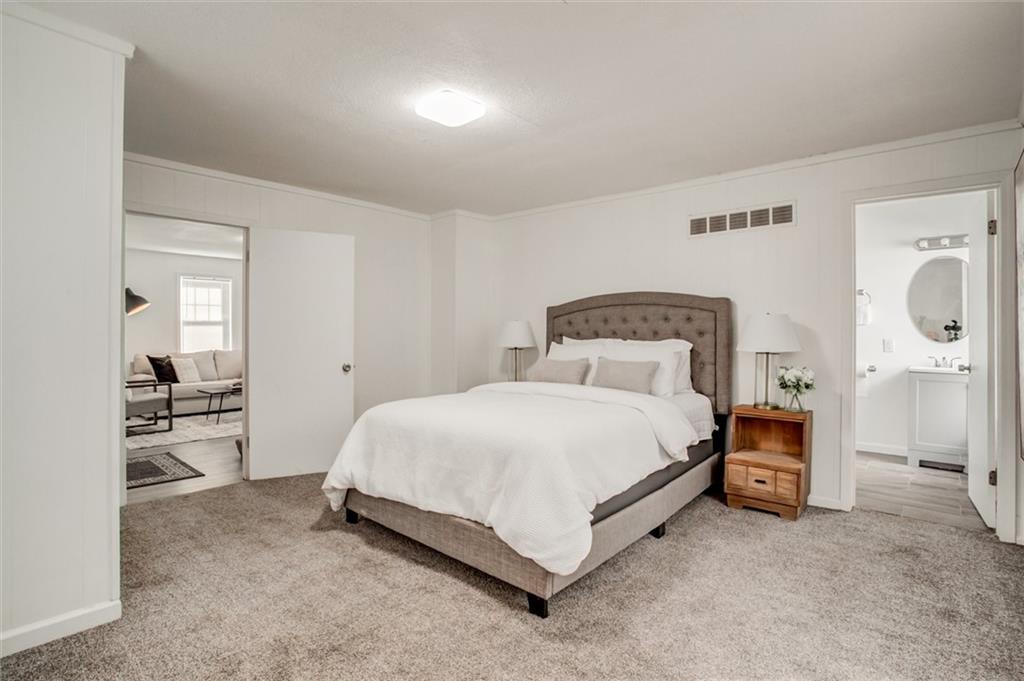 Homes for Sale in Liberty, MO 64068 | 463 E Mill Street