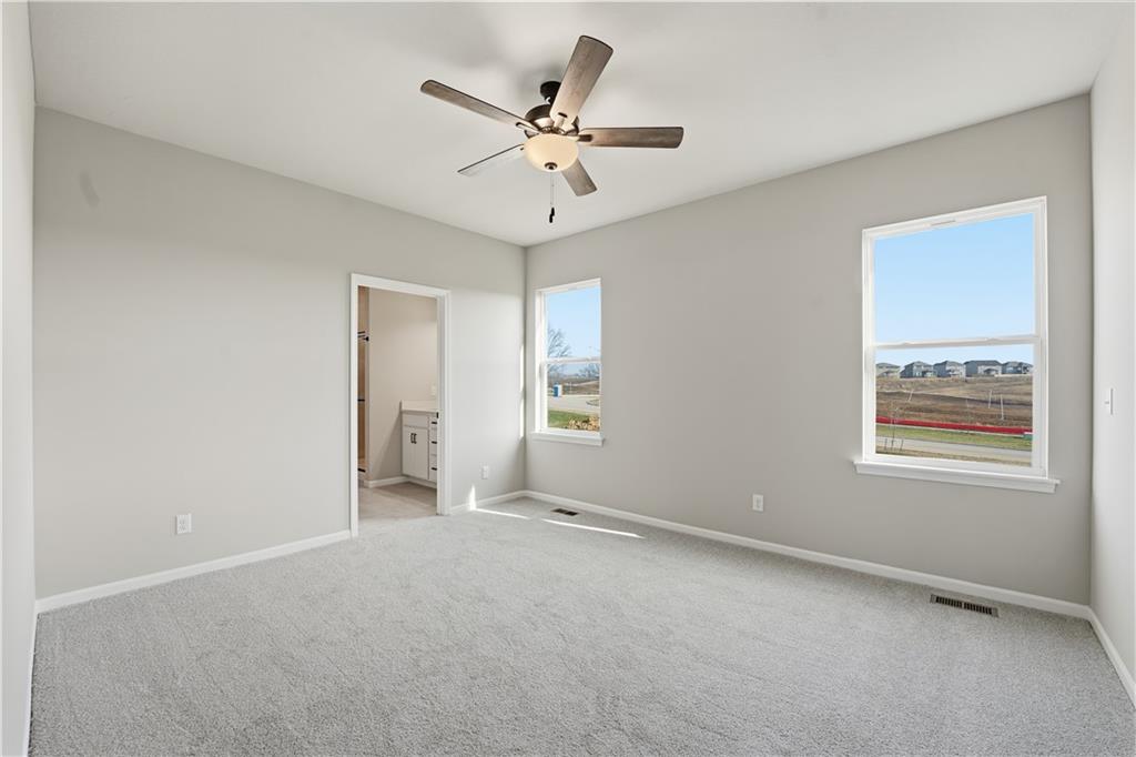 Homes for Sale in Kansas City, MO 64154 | 9637 N Colrain Avenue