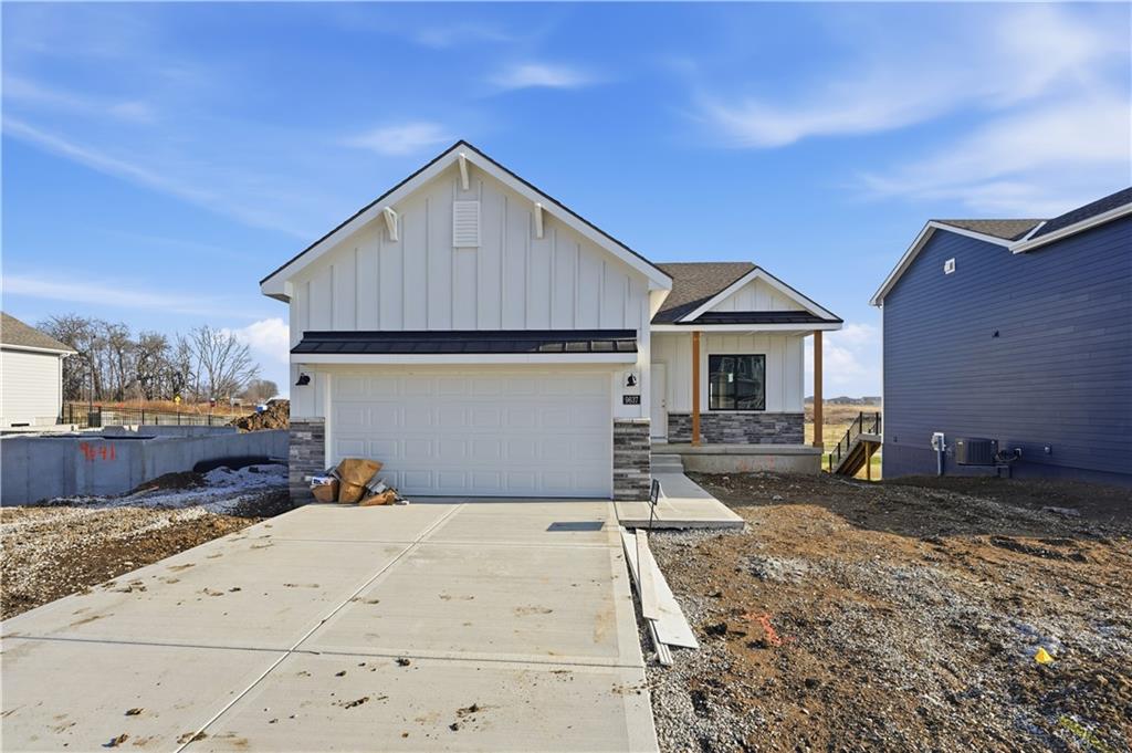 Homes for Sale in Kansas City, MO 64154 | 9637 N Colrain Avenue