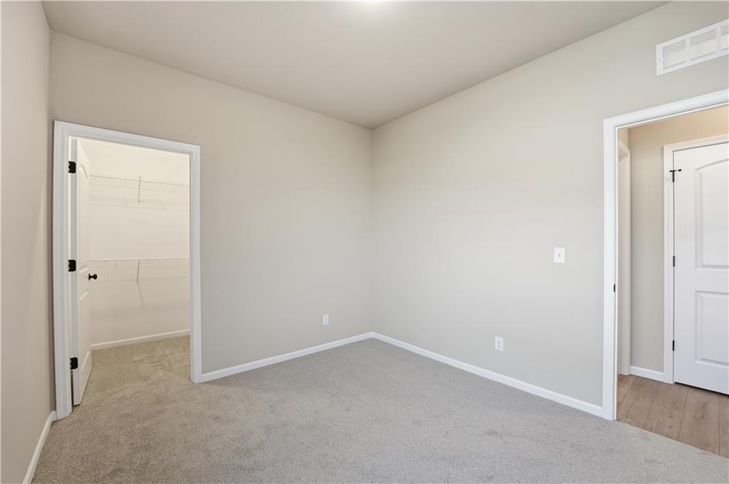 Homes for Sale in Kansas City, MO 64154 | 9637 N Colrain Avenue