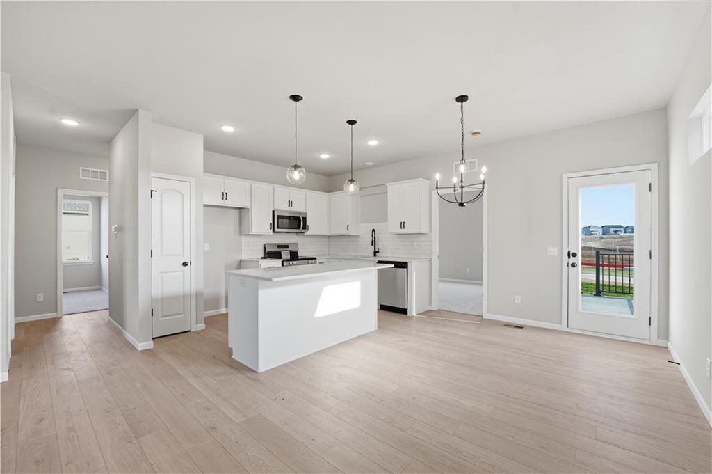 Homes for Sale in Kansas City, MO 64154 | 9637 N Colrain Avenue