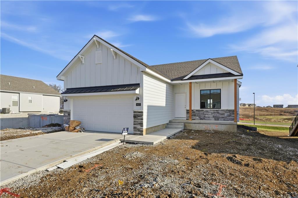 Homes for Sale in Kansas City, MO 64154 | 9637 N Colrain Avenue