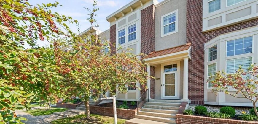 Homes for Sale in Kansas City, MO 64116 | 2911  Gentry Park Parkway