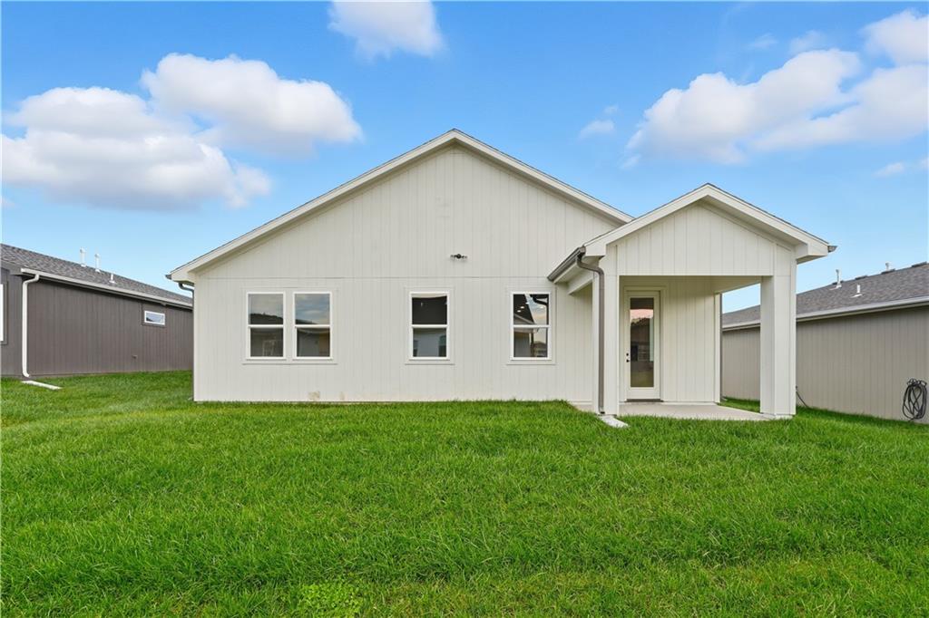 Homes for Sale in Kansas City, MO 64155 | 1709 NW 105th Terrace