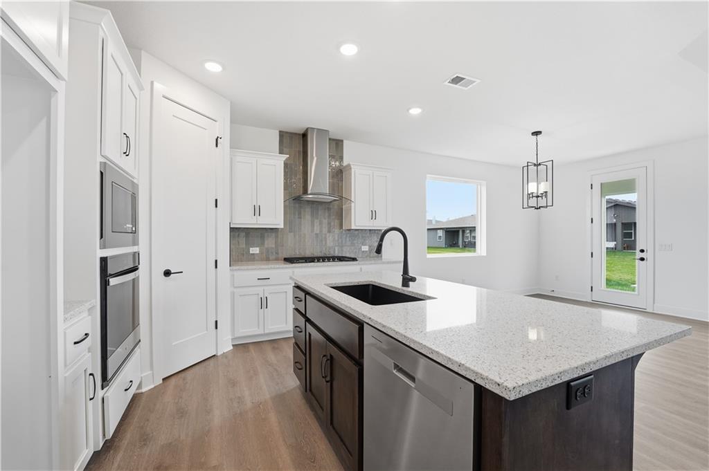 Homes for Sale in Kansas City, MO 64155 | 1709 NW 105th Terrace