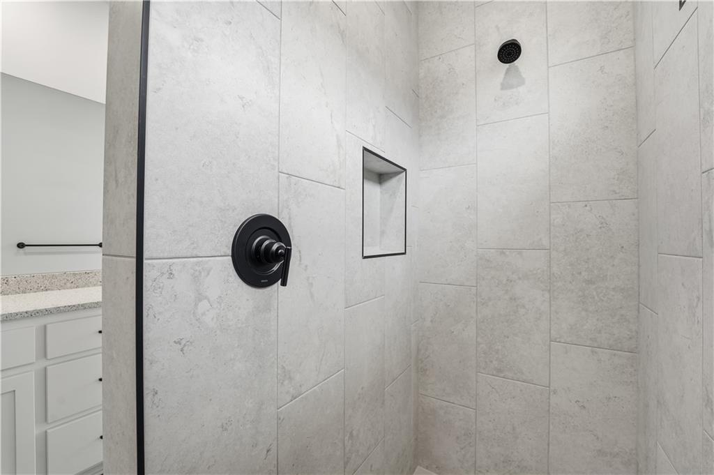 Homes for Sale in Kansas City, MO 64155 | 1709 NW 105th Terrace