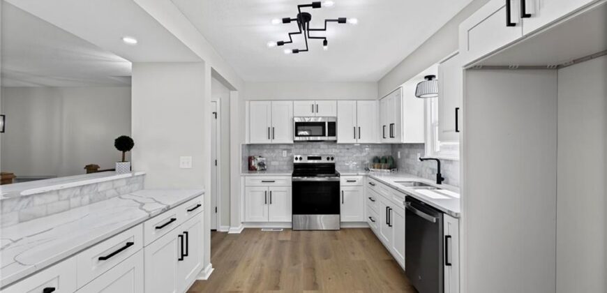 Homes for Sale in Kansas City, MO 64152 | 11005  Walnut Creek Drive