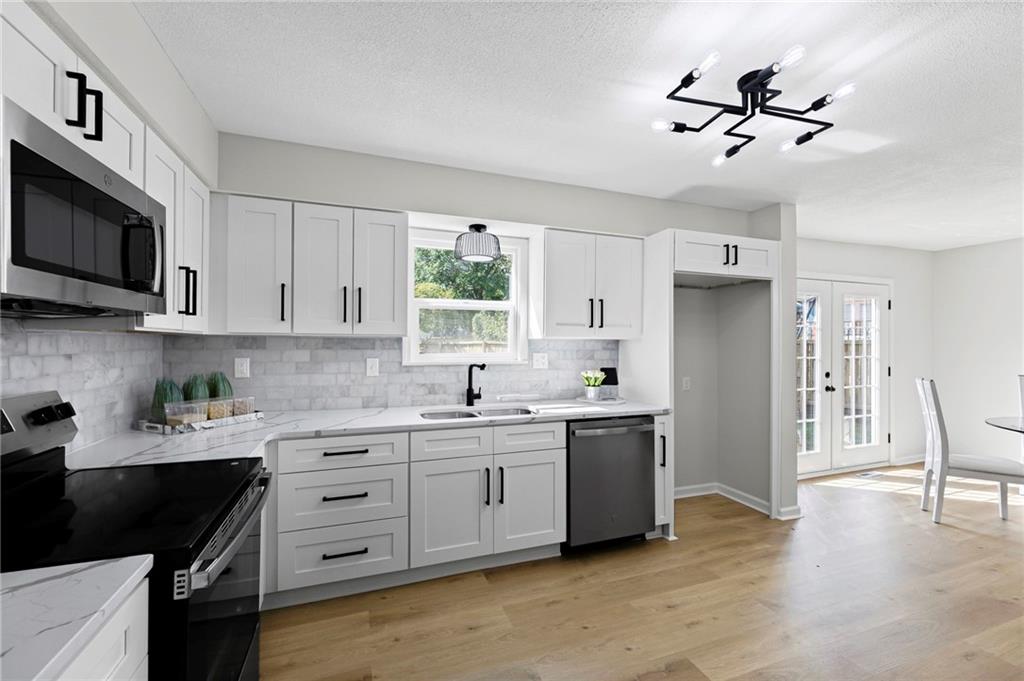 Homes for Sale in Kansas City, MO 64152 | 11005  Walnut Creek Drive