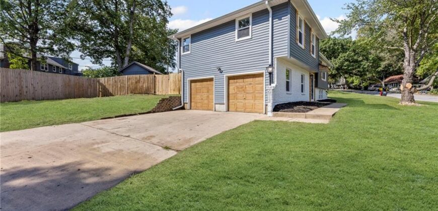 Homes for Sale in Kansas City, MO 64152 | 11005  Walnut Creek Drive