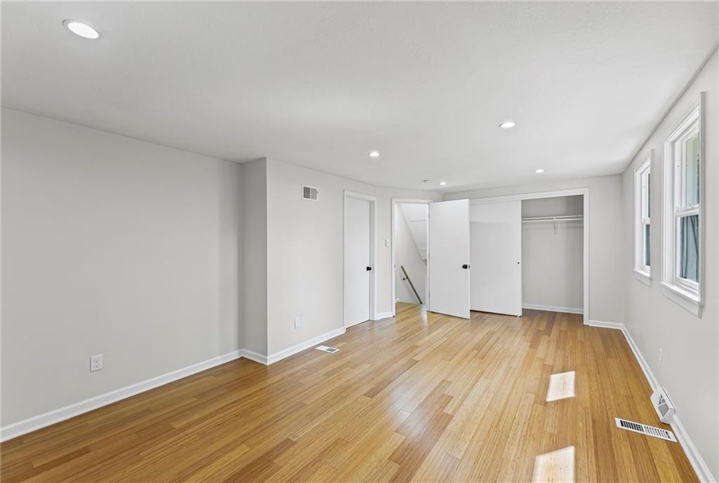 Homes for Sale in Kansas City, MO 64152 | 11005  Walnut Creek Drive