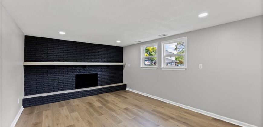 Homes for Sale in Kansas City, MO 64152 | 11005  Walnut Creek Drive