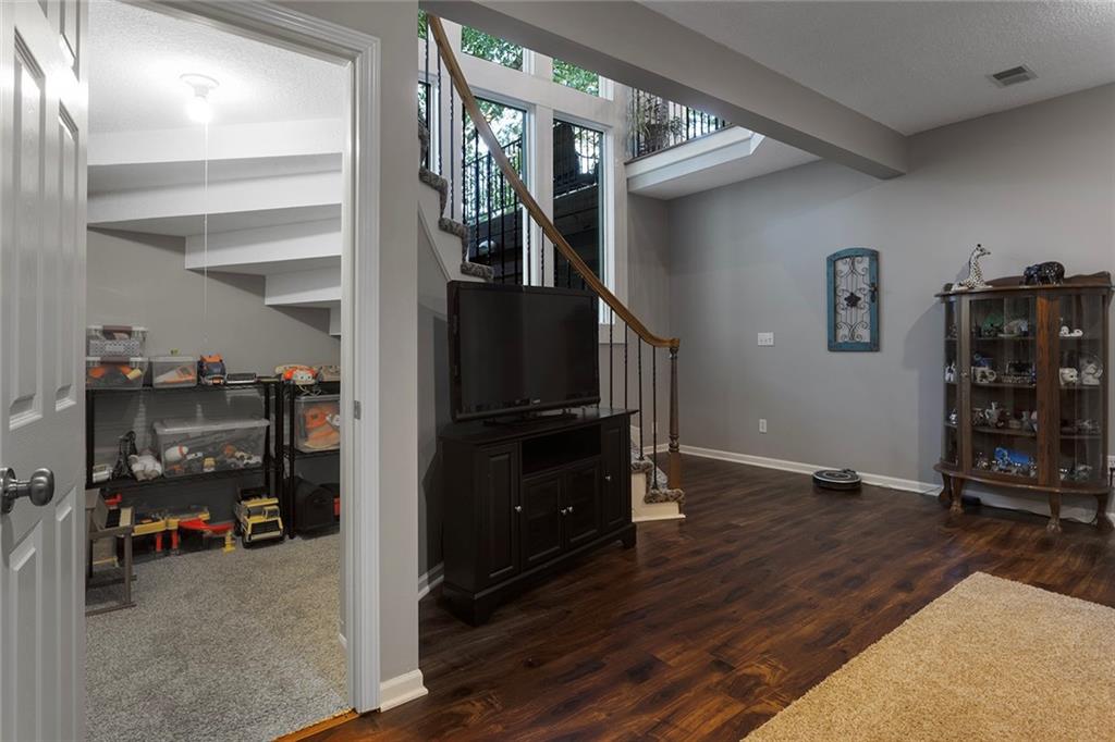 Homes for Sale in Kansas City, MO 64155 | 1500 NE 92nd Terrace