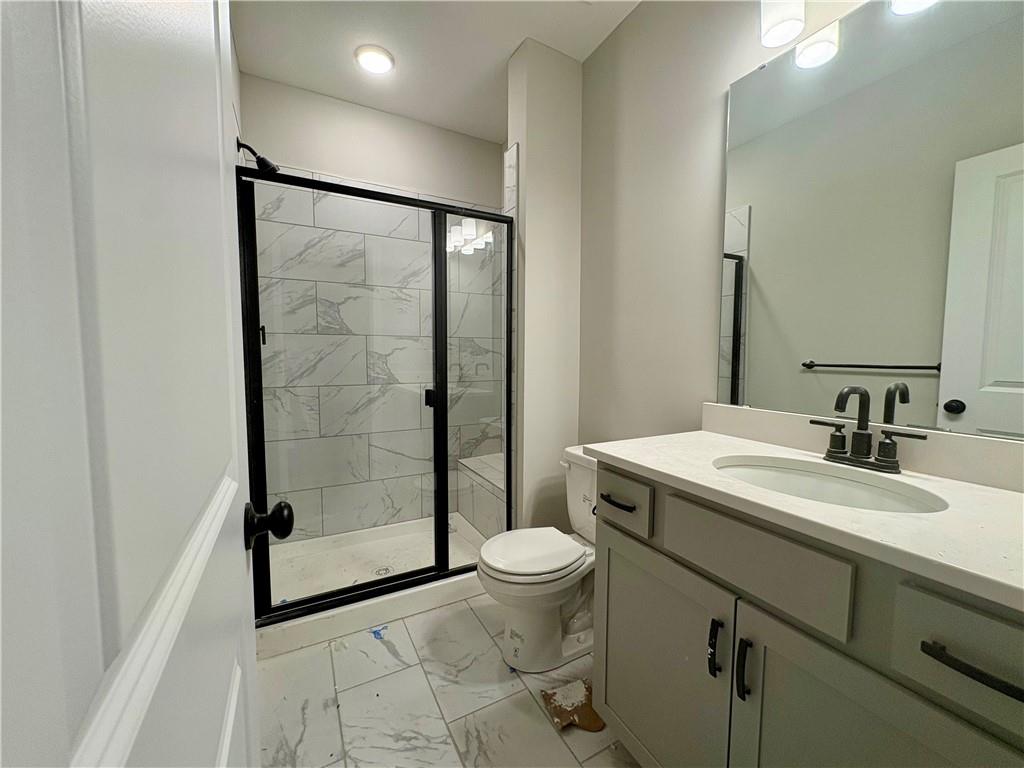 Homes for Sale in Kansas City, MO 64154 | 3017 NW 95th Terrace