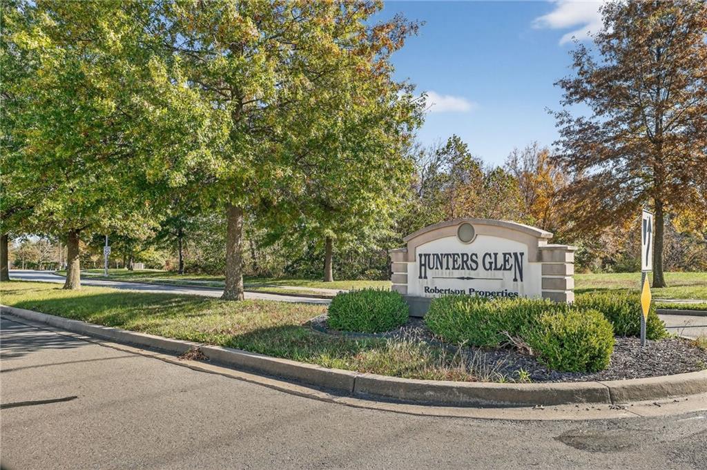 Homes for Sale in Kansas City, MO 64157 | 9305 NE Paw Paw Drive