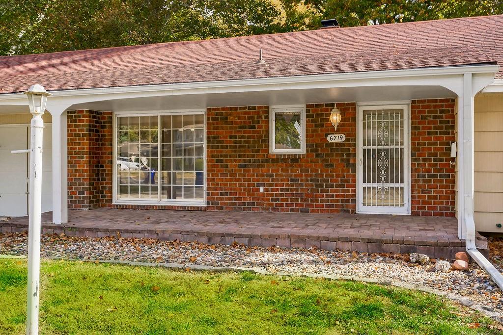 Homes for Sale in Gladstone, MO 64119 | 6719 N BELLEFONTAINE Avenue