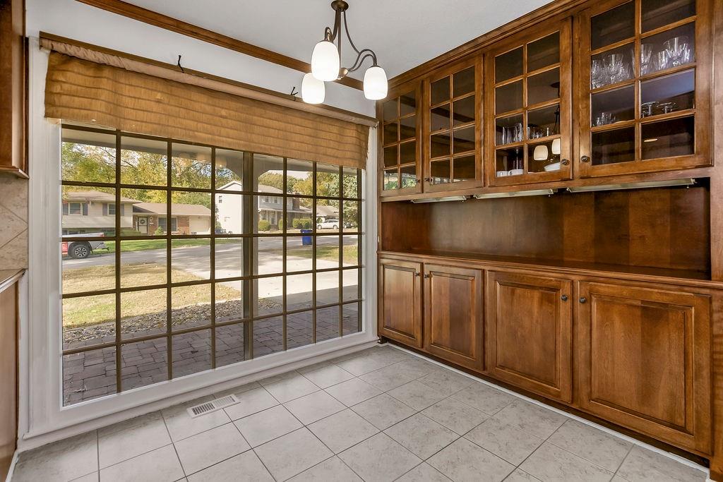 Homes for Sale in Gladstone, MO 64119 | 6719 N BELLEFONTAINE Avenue