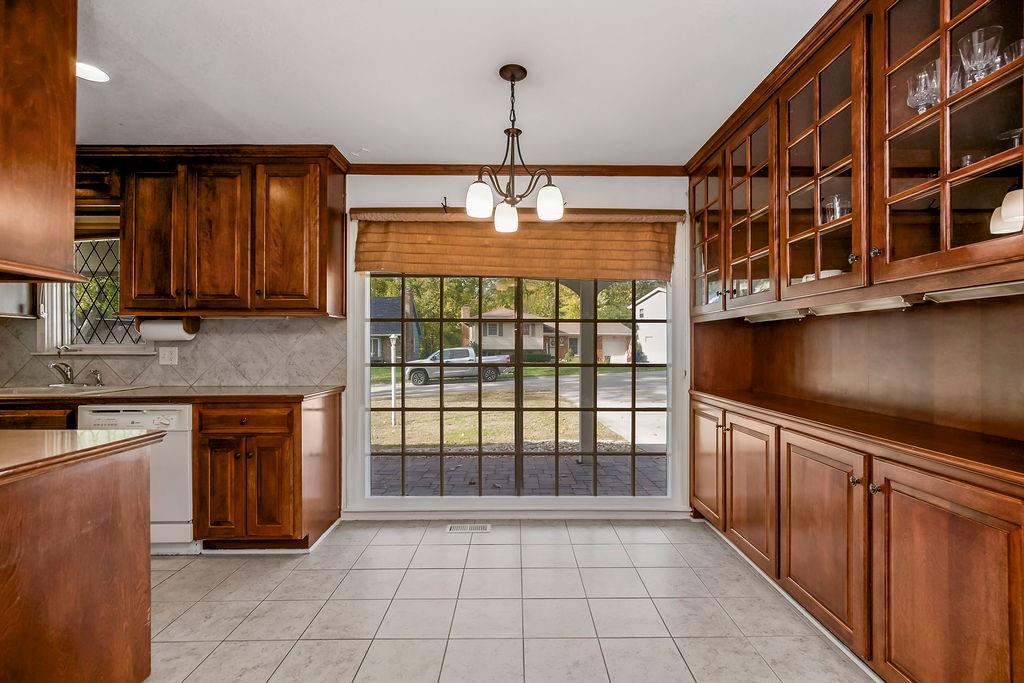 Homes for Sale in Gladstone, MO 64119 | 6719 N BELLEFONTAINE Avenue