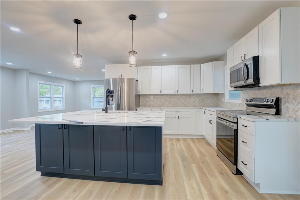 Homes for Sale in Kansas City, MO 64117 | 5221 NE 39th Street