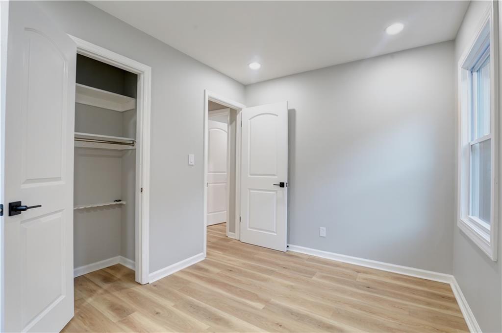 Homes for Sale in Kansas City, MO 64117 | 5221 NE 39th Street