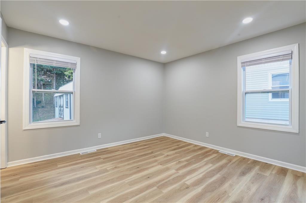 Homes for Sale in Kansas City, MO 64117 | 5221 NE 39th Street