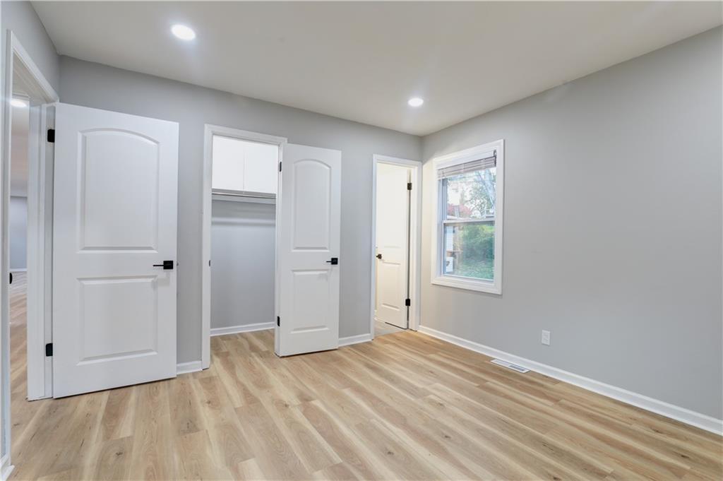 Homes for Sale in Kansas City, MO 64117 | 5221 NE 39th Street