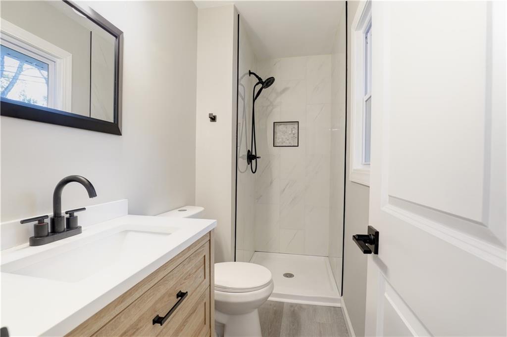 Homes for Sale in Kansas City, MO 64117 | 5221 NE 39th Street